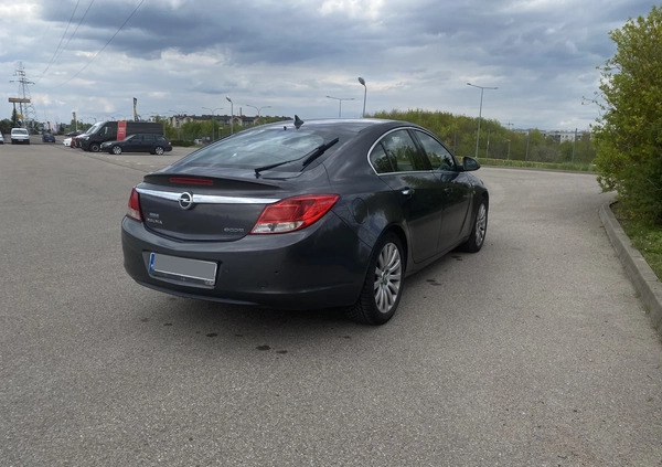 Opel Insignia cena 22300 przebieg: 306000, rok produkcji 2011 z Czchów małe 121